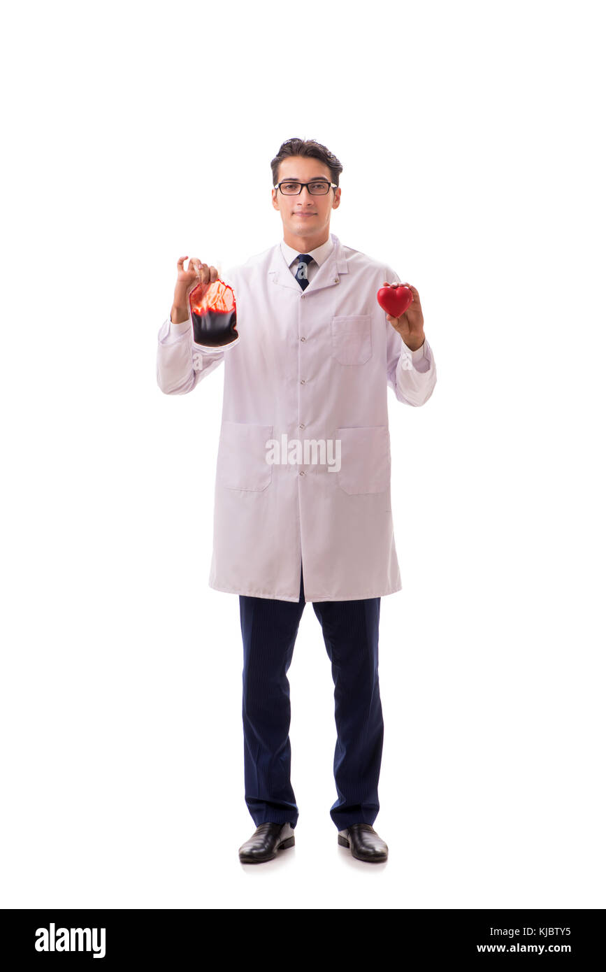 Dottore in donazione sangue concetto isolato su bianco Foto Stock
