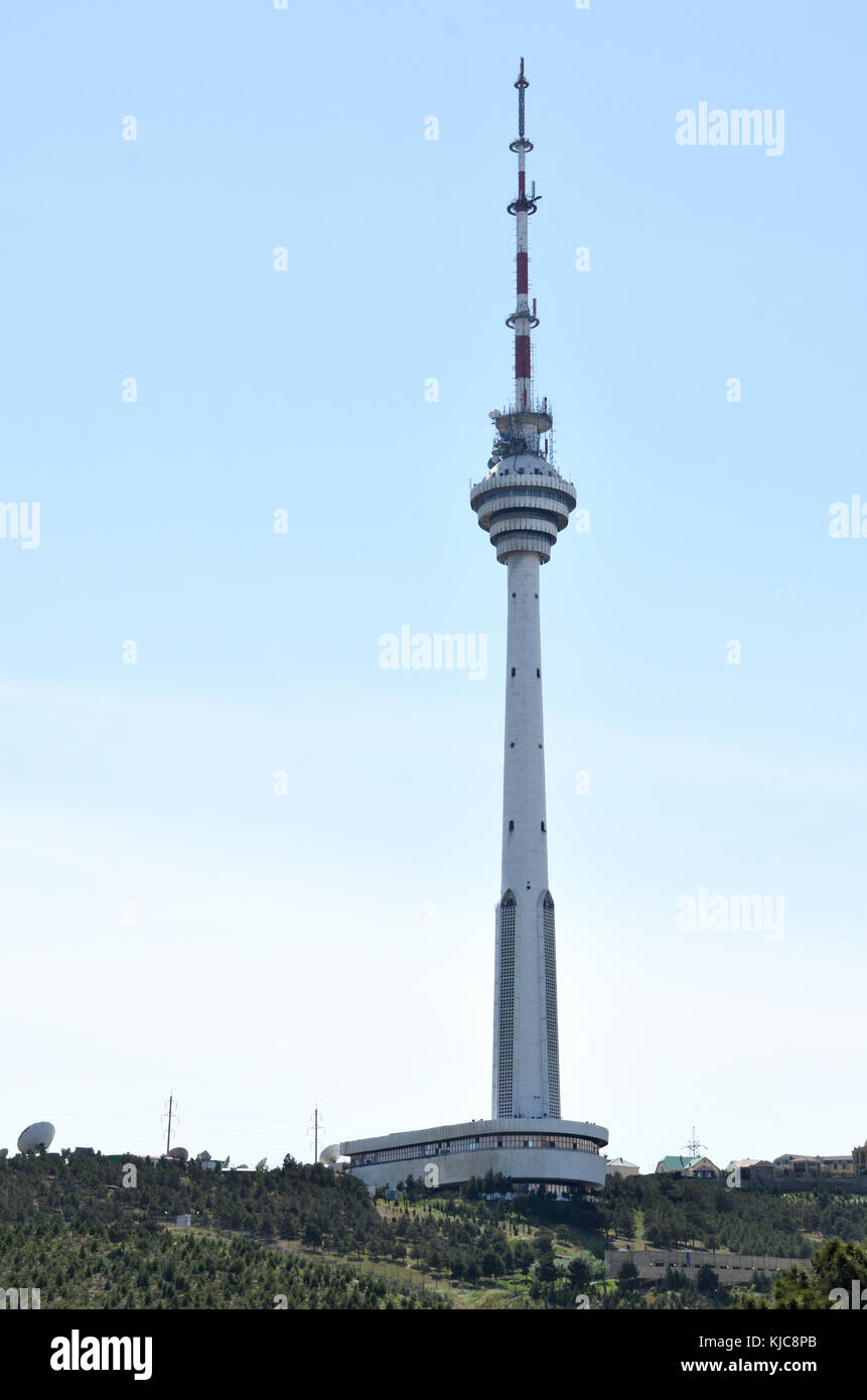 La Baku tv tower è un 310 metri di un alto edificio di Baku, capitale dell'Azerbaigian. è il più alto edificio in Azerbaigian e la trentaquattresima massima telev Foto Stock