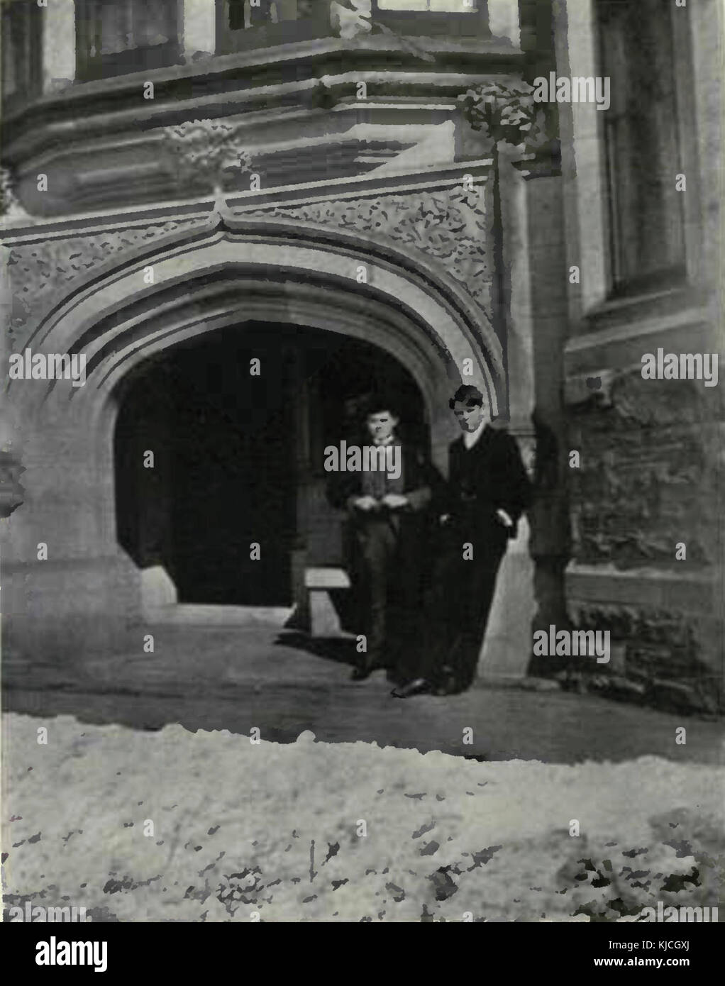 Oldtrinwithstudentsatgate Foto Stock