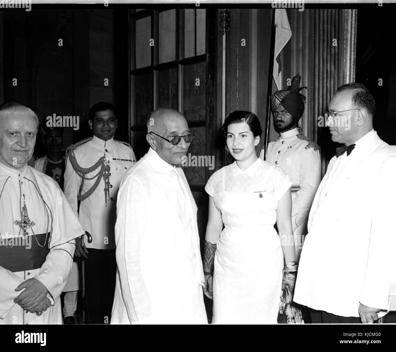 Rajagopalachari con il Vaticano e gli ambasciatori iracheno Foto Stock