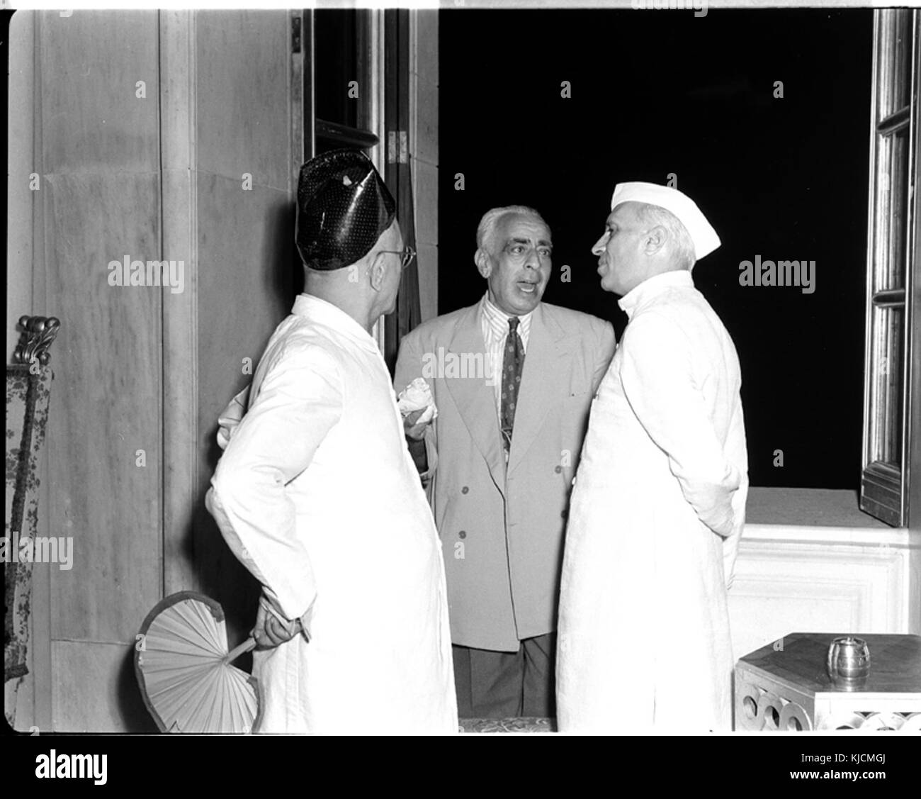 Nehru con ambasciatore egiziano in India Foto Stock