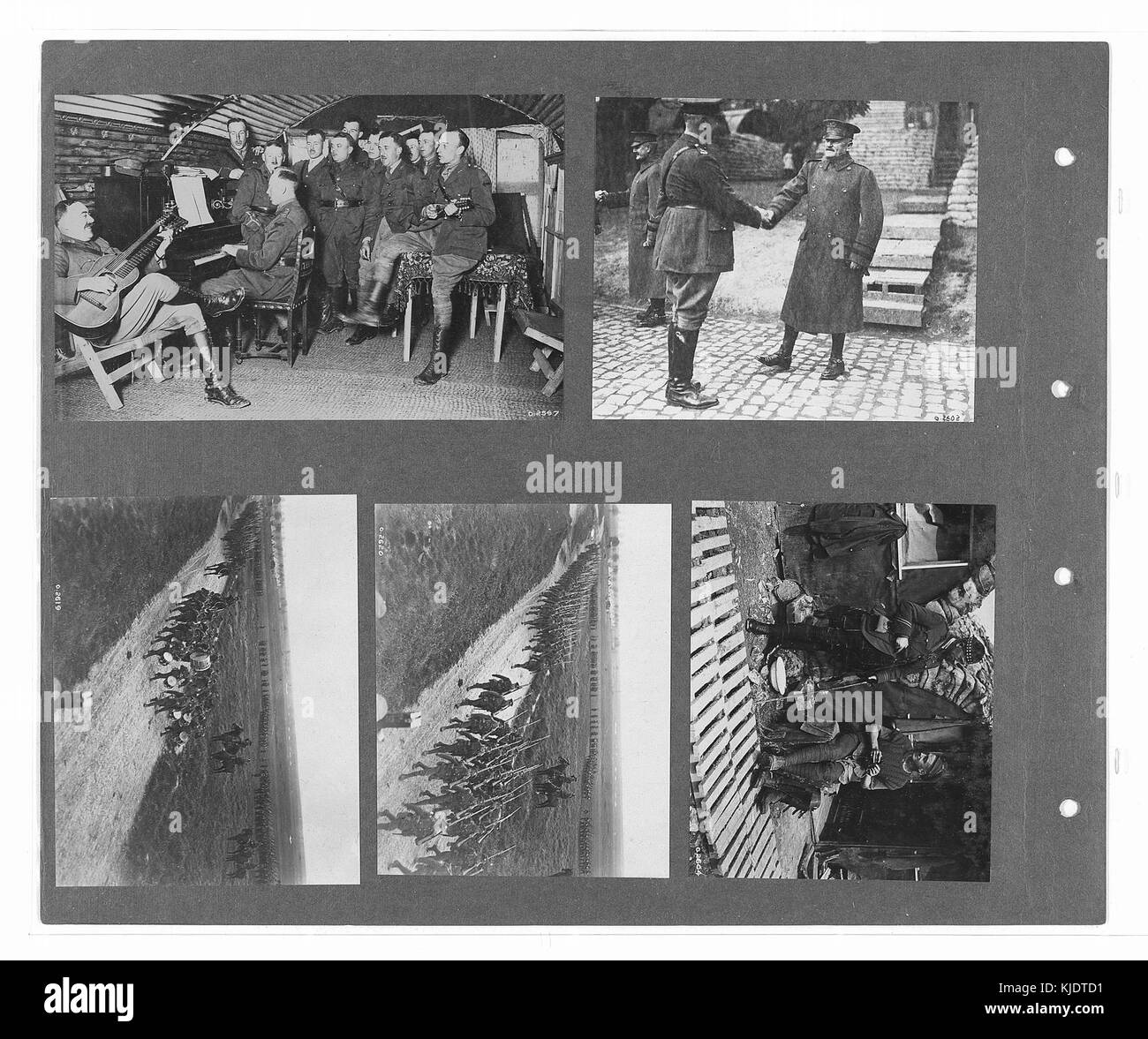 Questo si riferisce a una collezione di fotografie ufficiali che documentano il coinvolgimento militare canadese in una guerra, probabilmente proveniente da documenti d'archivio o fotografie di guerra. Foto Stock