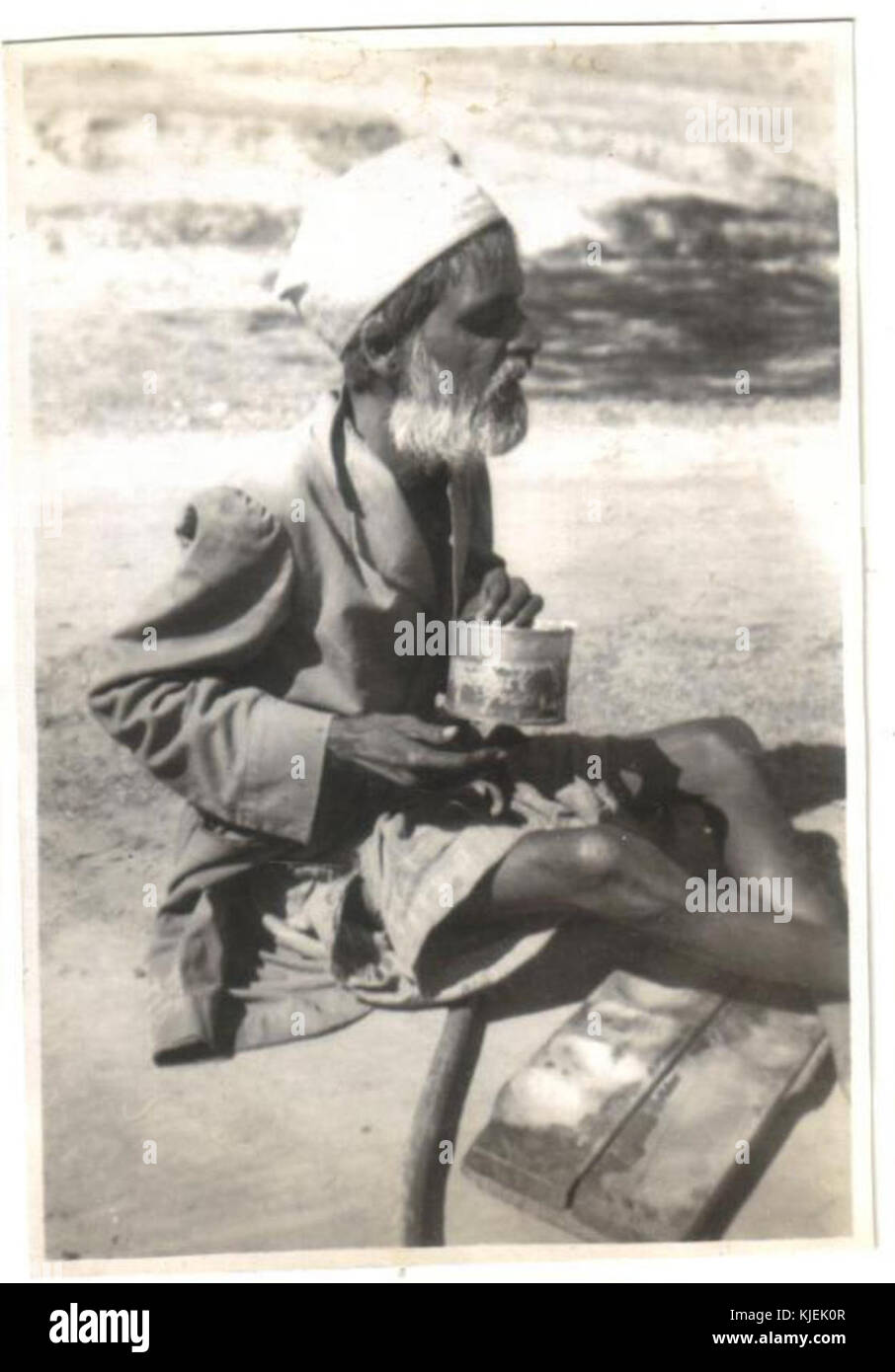 Il vecchio mendicante in Ambala nel 1947 Foto Stock