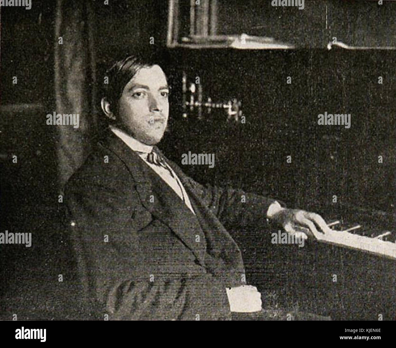 Enrique Soro, una figura di spicco nella scena musicale dei primi anni del XX secolo, ha contribuito in modo significativo al paesaggio musicale del Cile con le sue composizioni e le sue esibizioni. Foto Stock