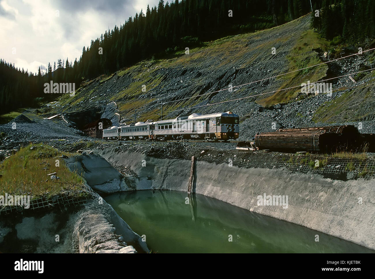 BCRAIL BC 31 a nord del portale del Tunnel di Wolverine il 18 settembre 1987, West Coast Railway escursione (22420204948) Foto Stock