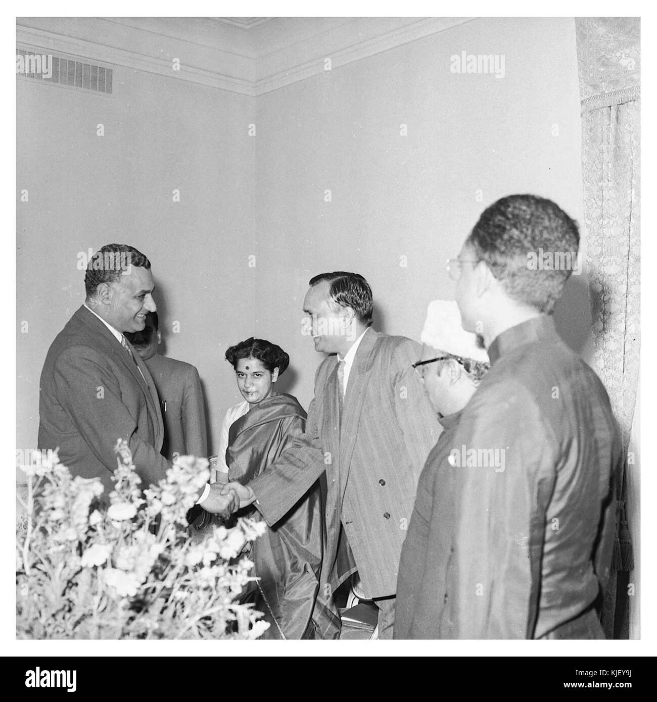 Abdel Nasser riceve i giornalisti indiani delegazione (01) Foto Stock