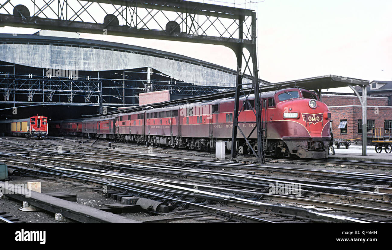 Chicago legato il Treno 4, la limitata, presso San Louis Union Station on April 16, 1963 (24656956585) Foto Stock