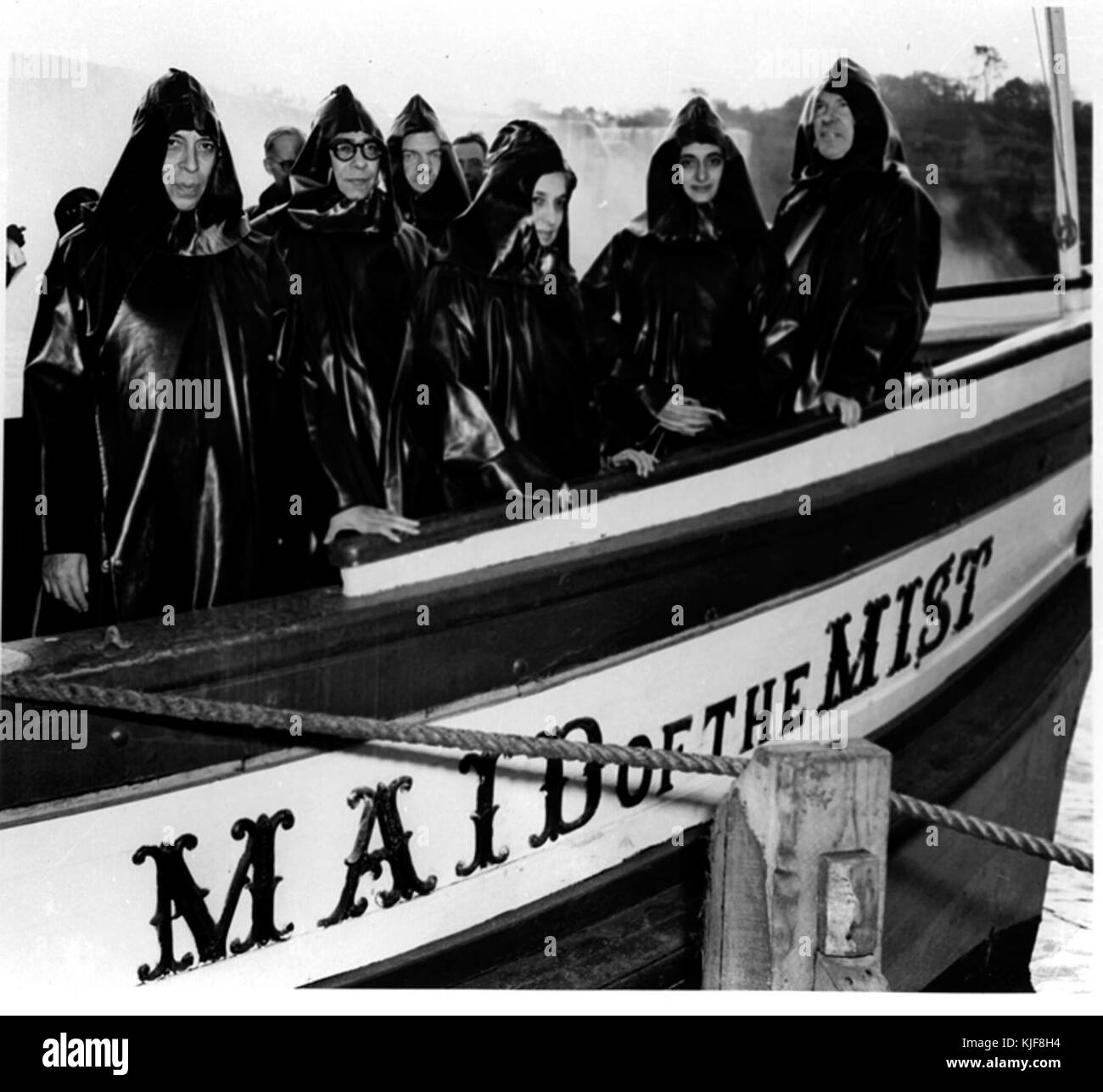 Jawaharlal Nehru a bordo di imbarcazioni da diporto la Domestica della Foschia durante una visita alle Cascate del Niagara Foto Stock