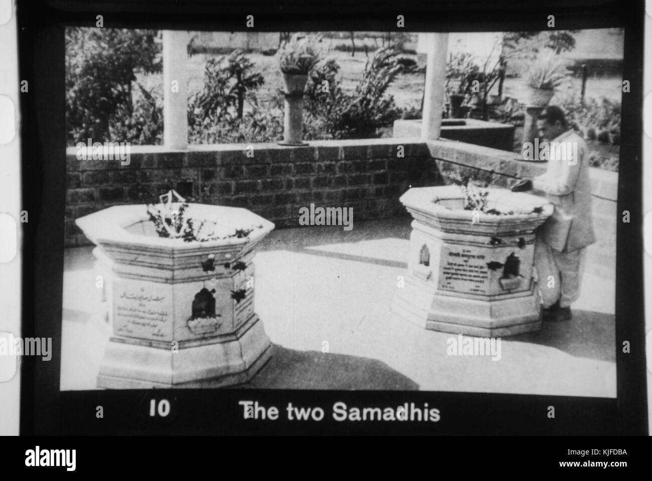 Samadhis di Kasturba Gandhi e Mahadev Desai Foto Stock