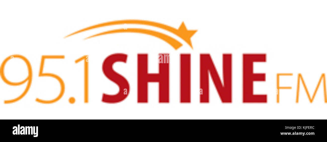 951 SHINE FM è una stazione radio locale nota per la sua coinvolgente programmazione musicale. Questa immagine presenta probabilmente il logo della stazione o la configurazione dello studio, che rappresenta la sua presenza nel settore della trasmissione. Foto Stock