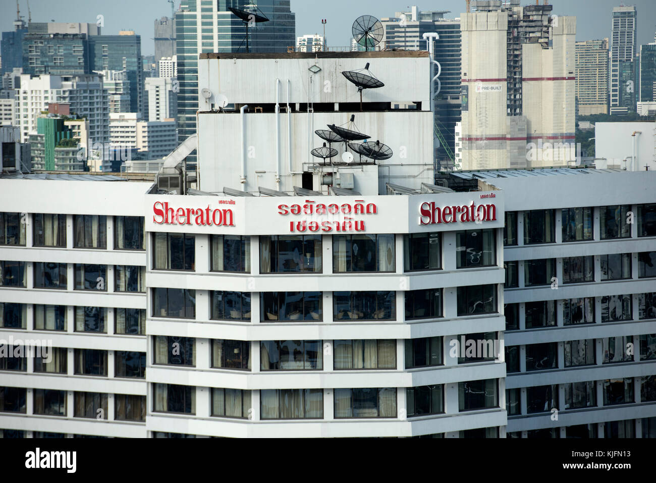 File di Windows di Bangkok di Sheraton Hotel, con camere e piano executive Foto Stock