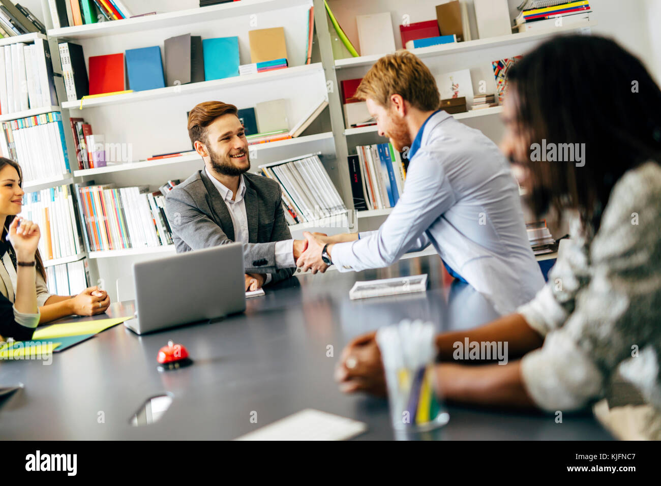 Contratto è stato firmato Foto Stock
