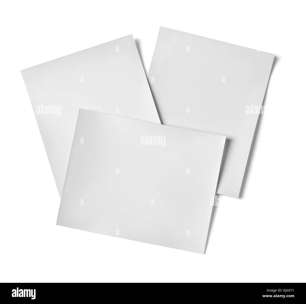 Le schede di carta isolato su sfondo bianco con tracciato di ritaglio Foto Stock