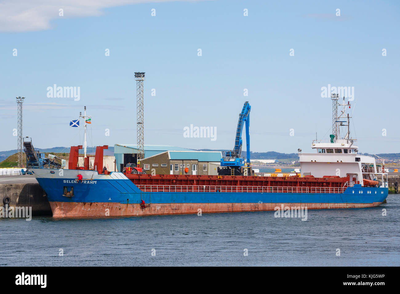 Il 1994 generale tedesco nave cargo Selene Prahm ormeggiata al Porto di Ayr in Scozia, Regno Unito. Foto Stock