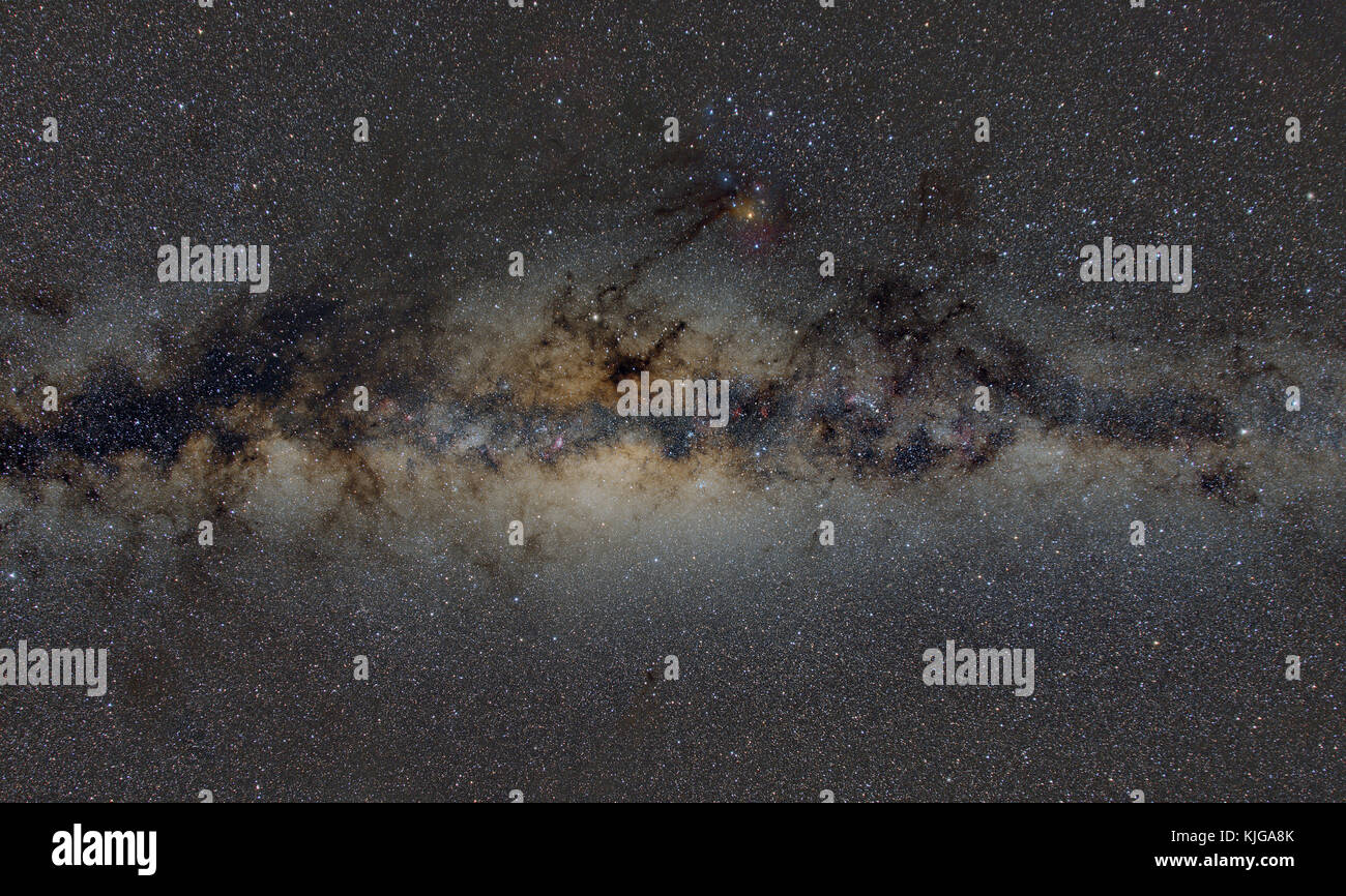 La Namibia, Regione Khomas, vicino Uhlenhorst, Astrophoto, la fascia della Via Lattea con il rigonfiamento della nostra galassia e il centro galattico Foto Stock