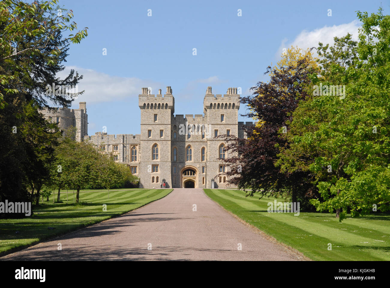 Windsor, Regno Unito - 16 maggio 2015: la strada per il castello di Windsor Foto Stock