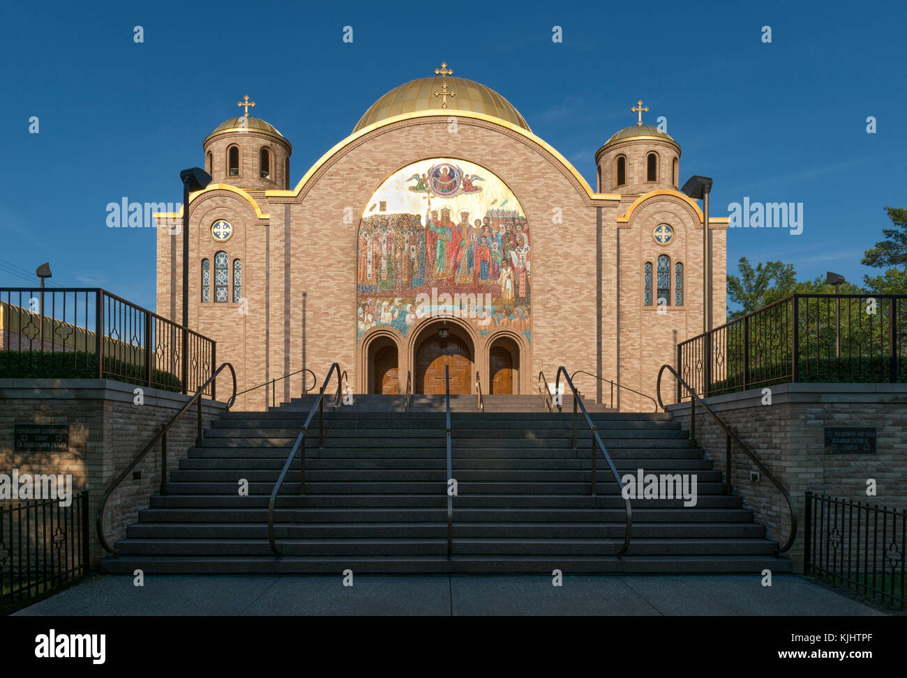 Chiesa cattolica Ucraina di San Volodymyr e Sant'Olha nel Villaggio ucraino di Chicago Foto Stock