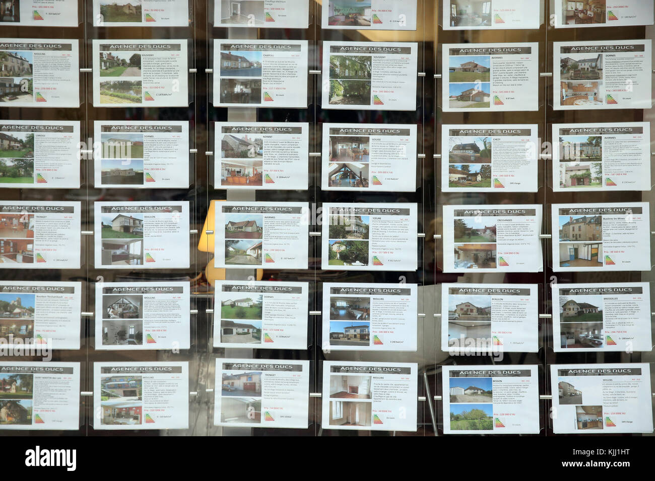 Agenzia immobiliare finestra. La Francia. Foto Stock