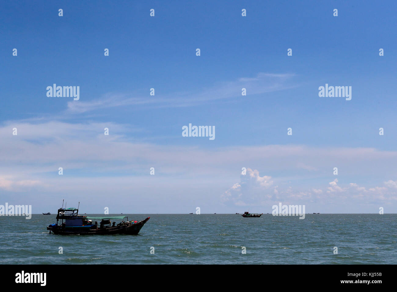 Il vietnamita fisher barca sul mare della cina del sud. Il Vietnam. Foto Stock