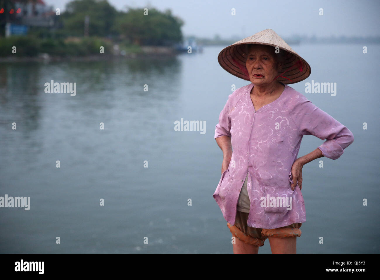 Ritratto di una donna senior. Hoi An. Il Vietnam. Foto Stock