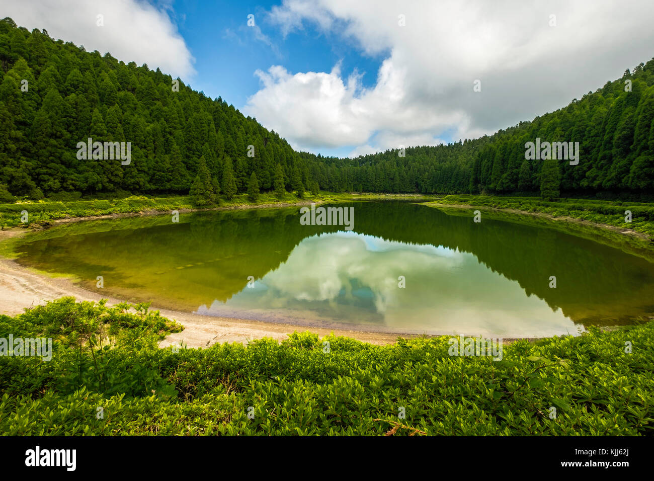 Empadadas laguna è un lago di origine vulcanica in s.miguel island, Azzorre, Portogallo Foto Stock