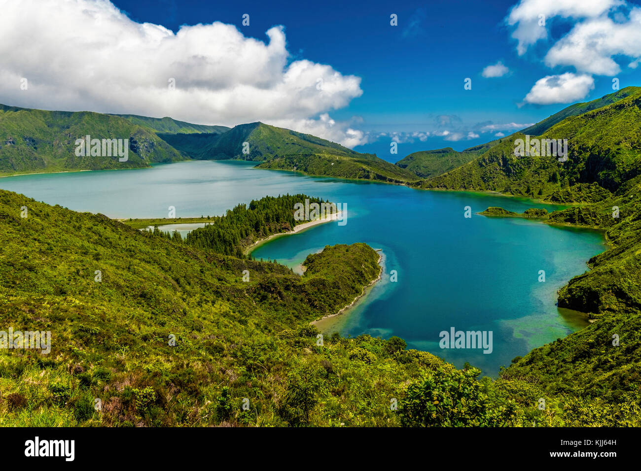 Fogo lake è un lago di origine vulcanica in s.miguel island, Azzorre, Portogallo Foto Stock