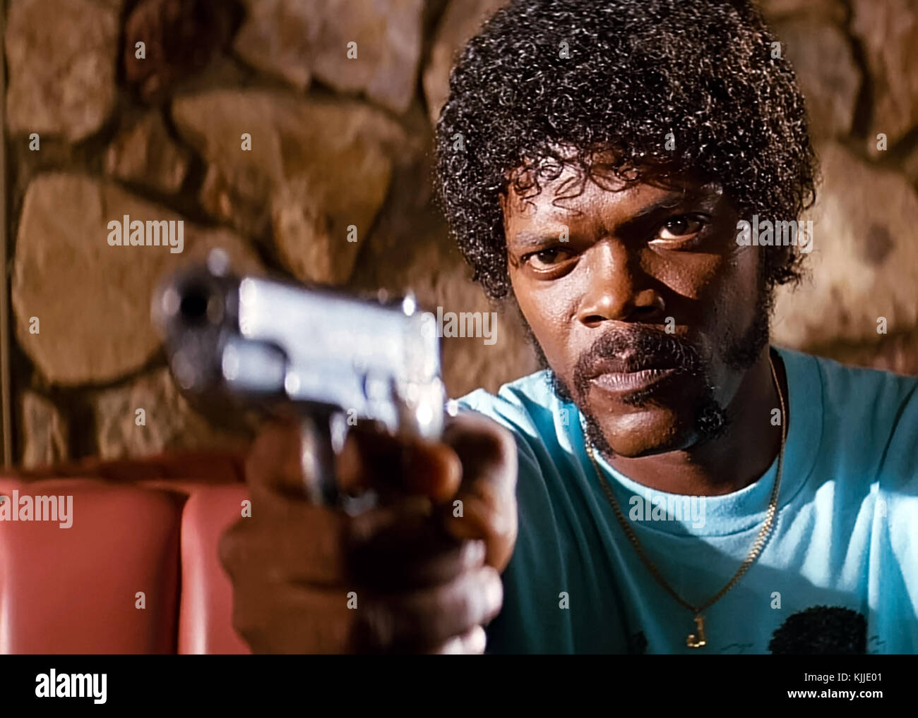 Samuel L. Jackson come mob uomo colpito Jules Winnfield in Pulp Fiction (1994) diretto da Quentin Tarantino. Foto Stock