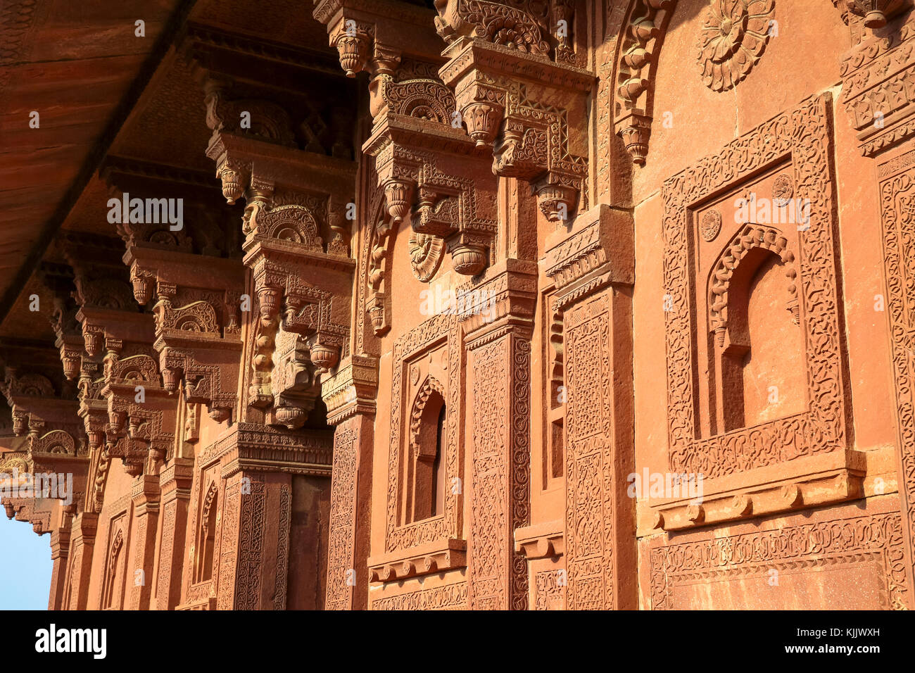 Fatehpur Sikri, fondata nel 1569 dall'imperatore Mughal Akbar, servita come la capitale dell' Impero Mughal dal 1571 al 1585. Palazzo imperiale complesso. B Foto Stock