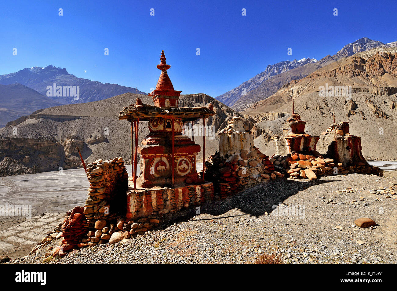 Gli stupa (chšrtens) in Tangbe, Mustang. Il Nepal. Foto Stock