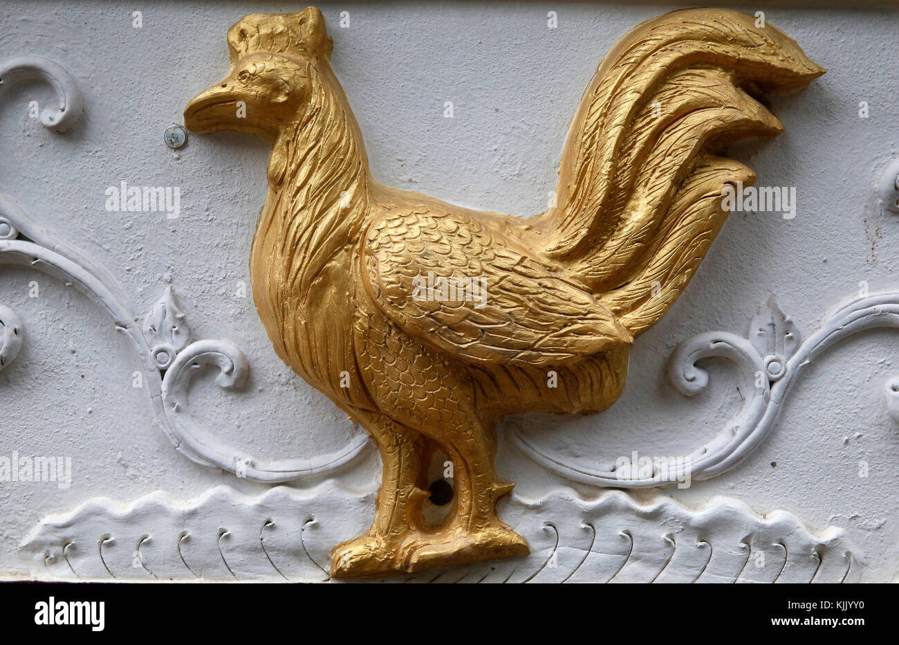 Oroscopo Cinese segno scultura in Wat Chiang, Chiang Mai. La Rooster. Thailandia. Foto Stock
