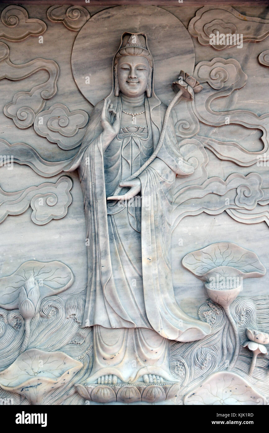 Linh Ung pagoda buddista. Quan Am Bodhisattva della compassione o della Dea della Misericordia. Danang. Il Vietnam. Foto Stock