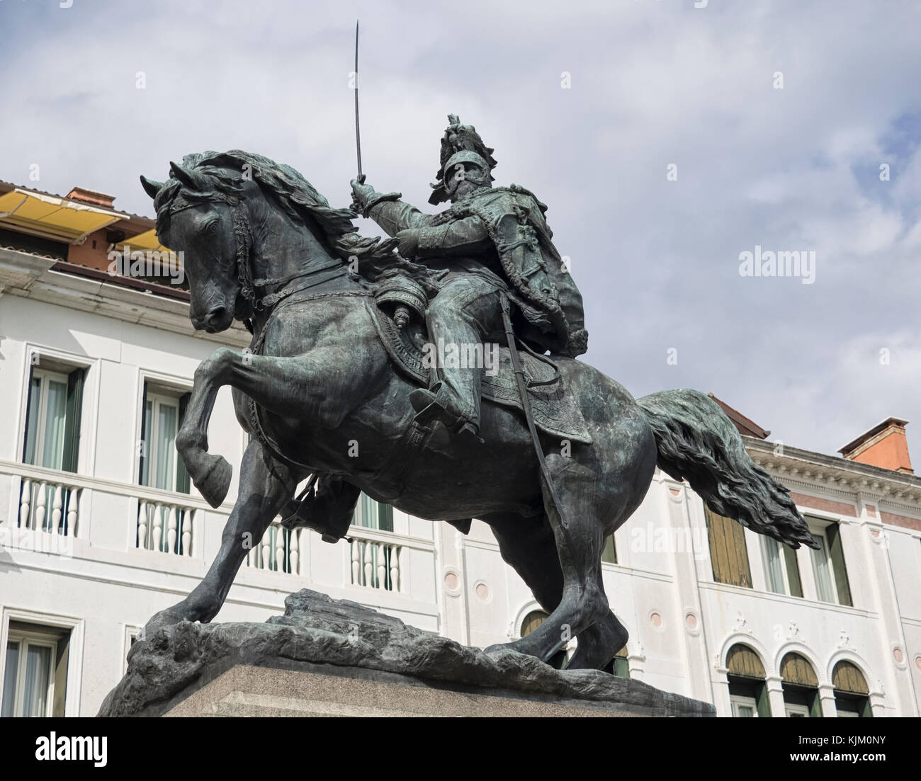 VENEZIA, ITALIA - 12 SETTEMBRE 2017: Statua equestre del re Vittorio Emanuele II Foto Stock