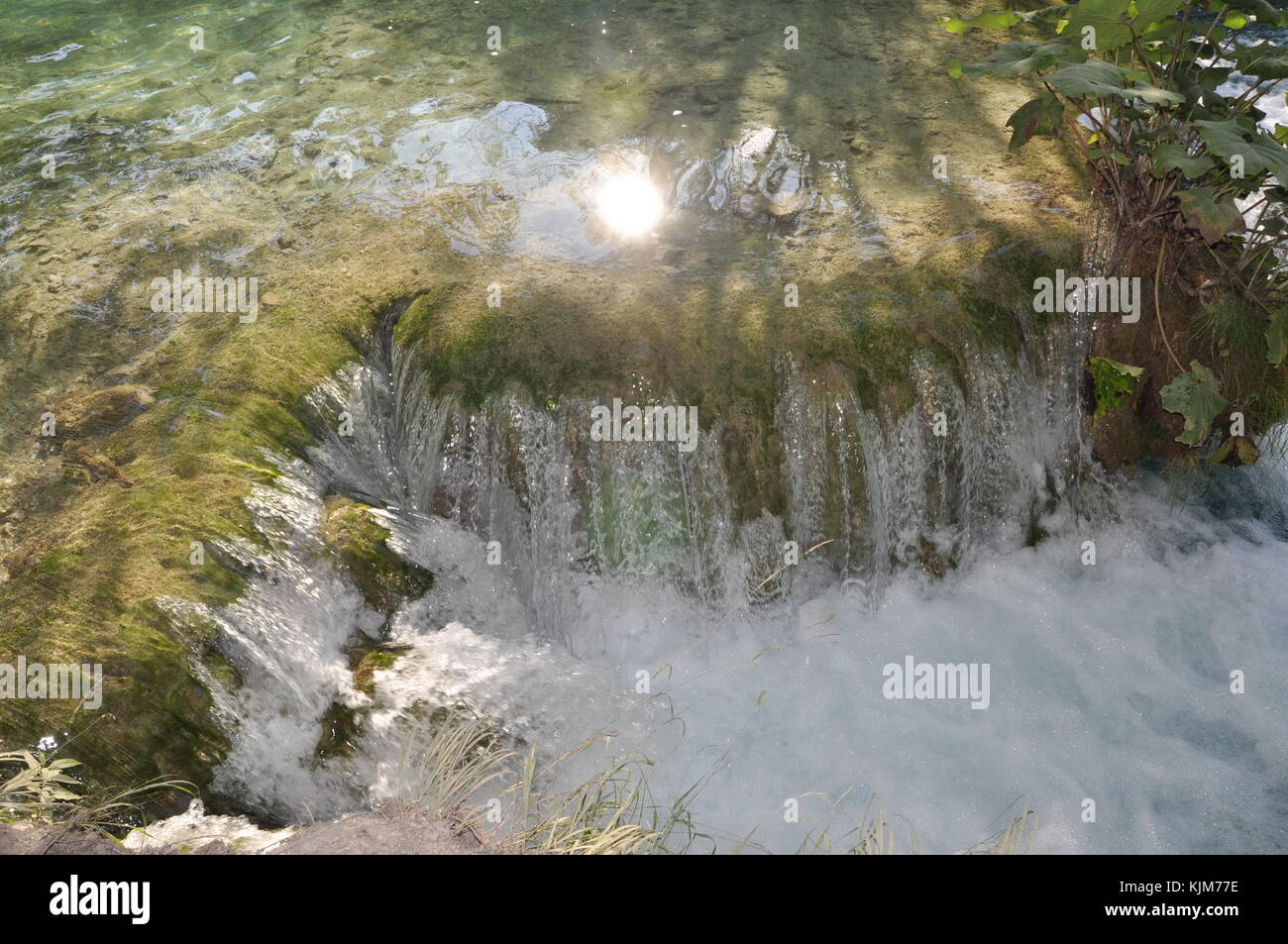 Il Parco Nazionale dei Laghi di Plitvice in Croazia,piccola cascata Foto Stock