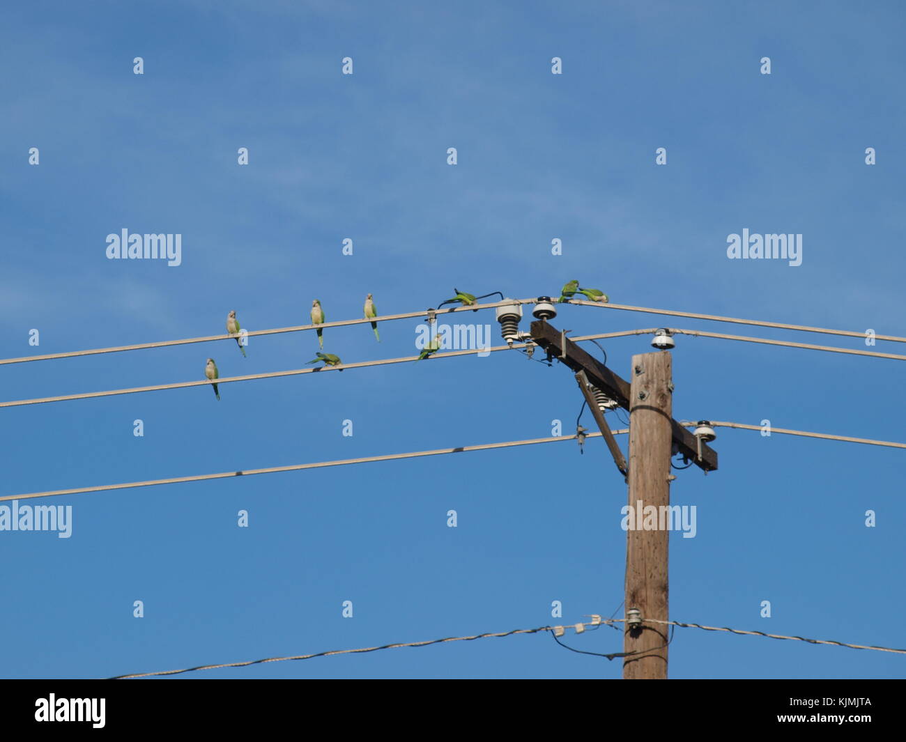 Lungo una stringa di escursioni a piedi e in bici ora collegamento Foto Stock