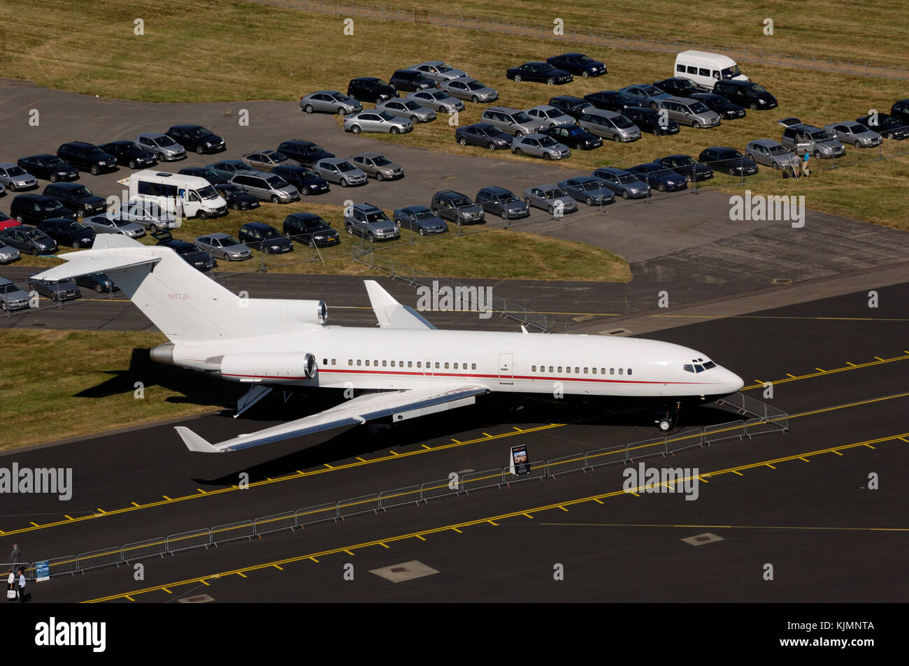 Modificati e ri bimotore Boeing 727-100 Super27 parcheggiato in static-display a 2006 Farnborough Airshow internazionale Foto Stock