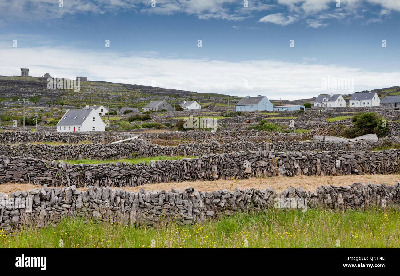 Scenario paesaggistico di Inis Oírr (Inisheer), una delle tre isole le isole Aran, nella contea di Galway, Irlanda. Foto Stock