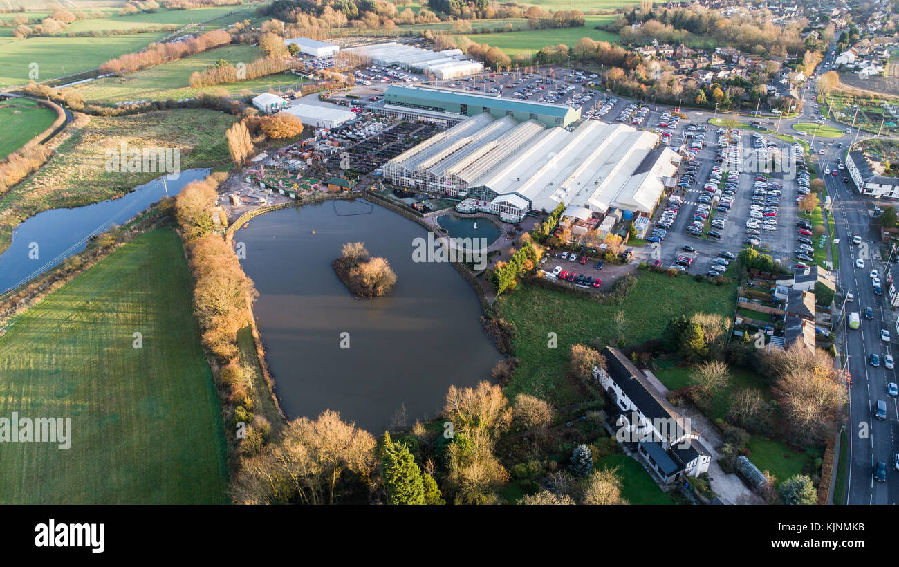 Vista aerea del Bents Garden Center vicino a Leigh In Glazebury, Warrington, Cheshire, Regno Unito Foto Stock