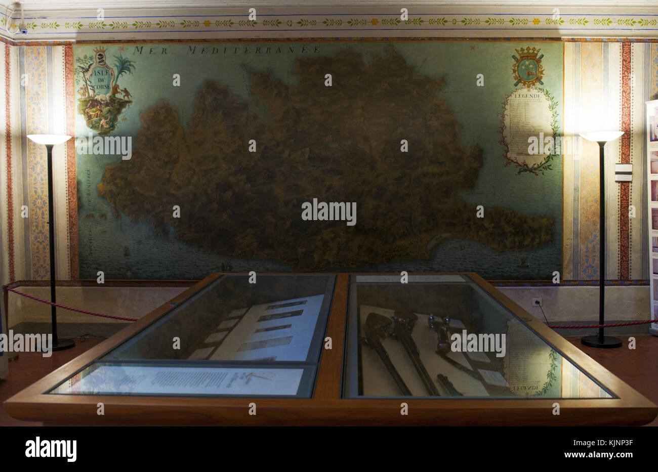 Corsica: la sala delle mappe e i cimeli del Maison Bonaparte in Ajaccio, la casa della famiglia Bonaparte e il luogo di nascita di Napoleone Foto Stock