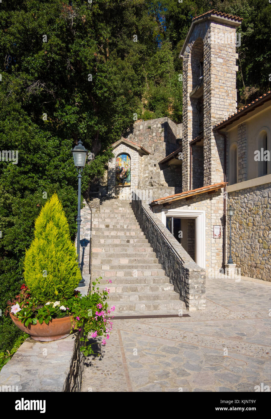 Greccio (Rieti, Italia) - città medievale del Lazio, famosa per il santuario cattolico di San Francesco Foto Stock