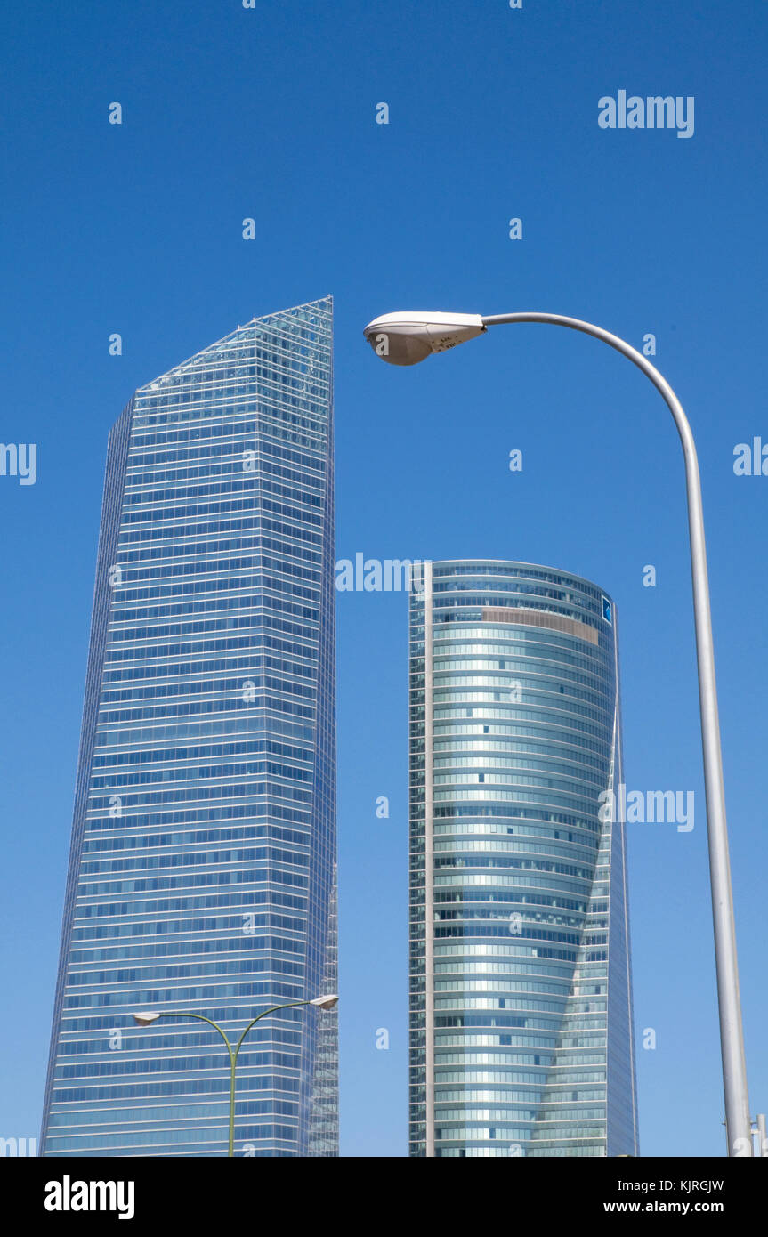 Espacio torre e Cristal tower. CTBA, Madrid, Spagna. Foto Stock