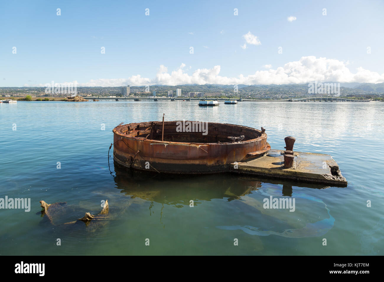 Camino / imbuto della Corazzata USS Arizona a Pearl harbor a Honolulu, Hawaii, Stati Uniti d'America Foto Stock