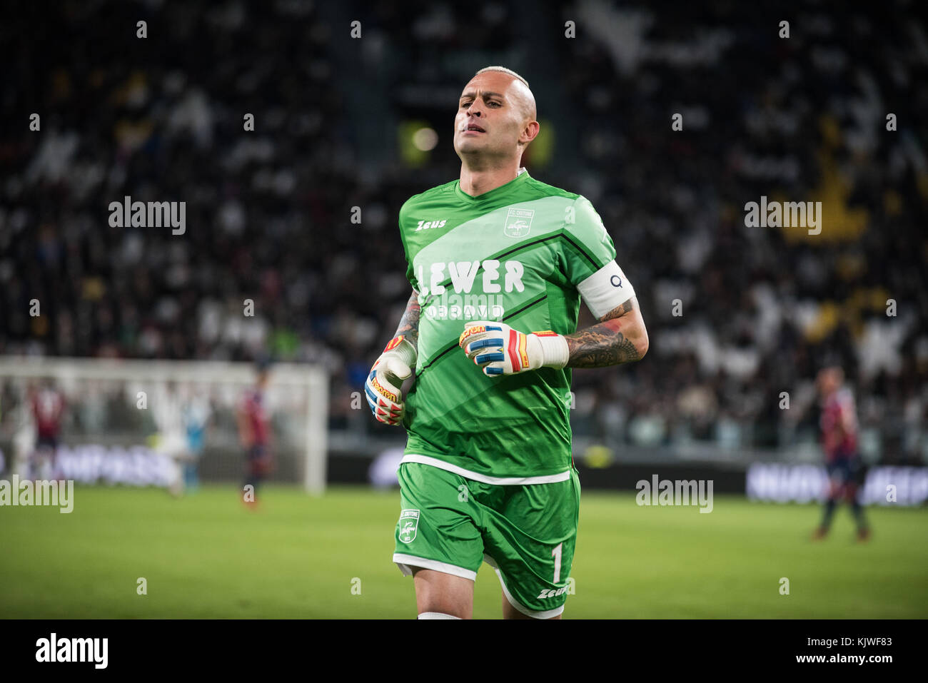 Torino, Italia. 26 novembre, 2017. alex cordaz (Crotone) durante la partita di calcio di serie a: Juventus fc vs crotone presso lo stadio Allianz. La Juventus ha vinto 3-0 a Torino il 26 novembre 2017. Credito: alberto gandolfo/alamy live news Foto Stock