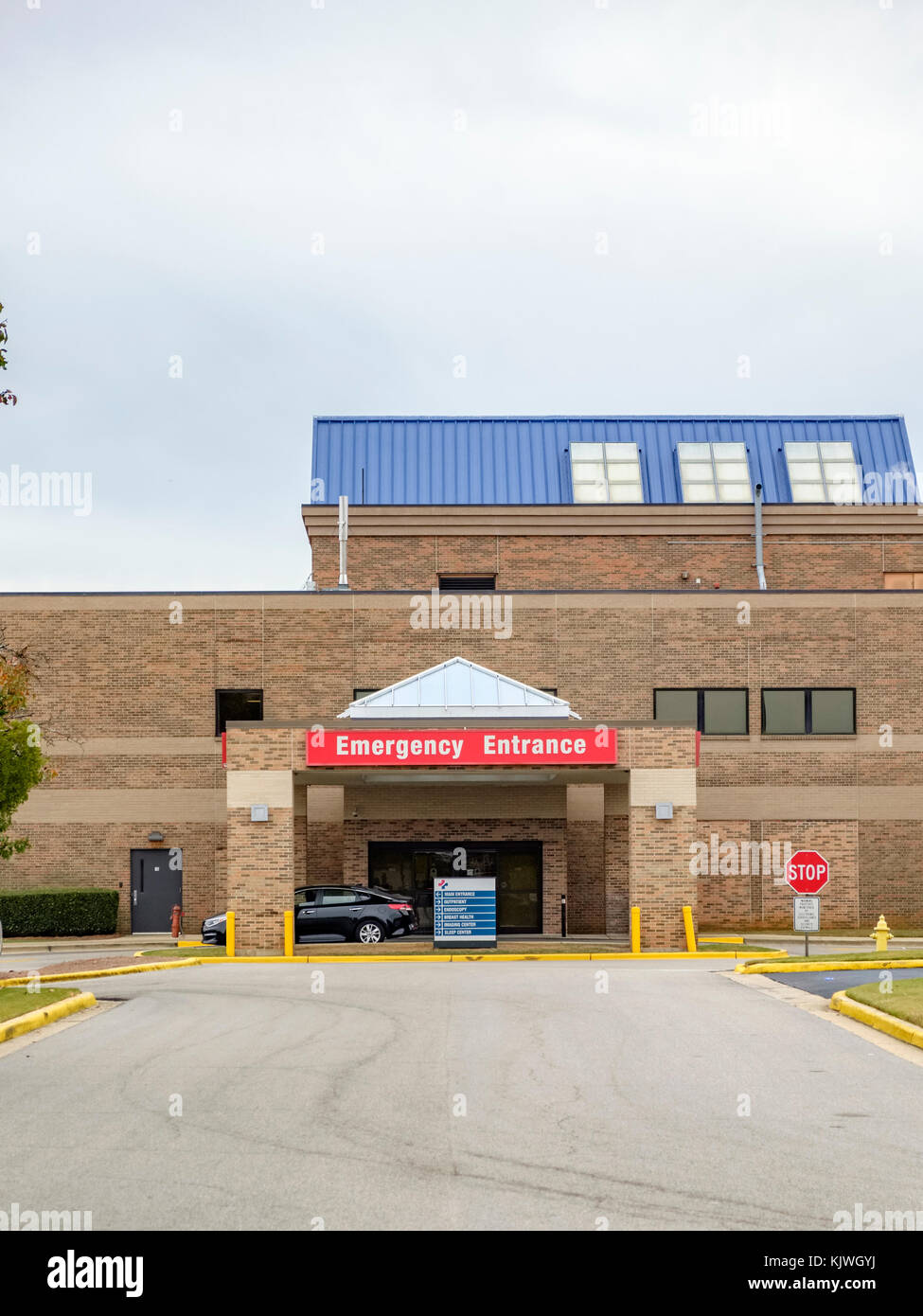 Ingresso di emergenza esterno dell'ospedale, Montgomery Alabama USA. Foto Stock