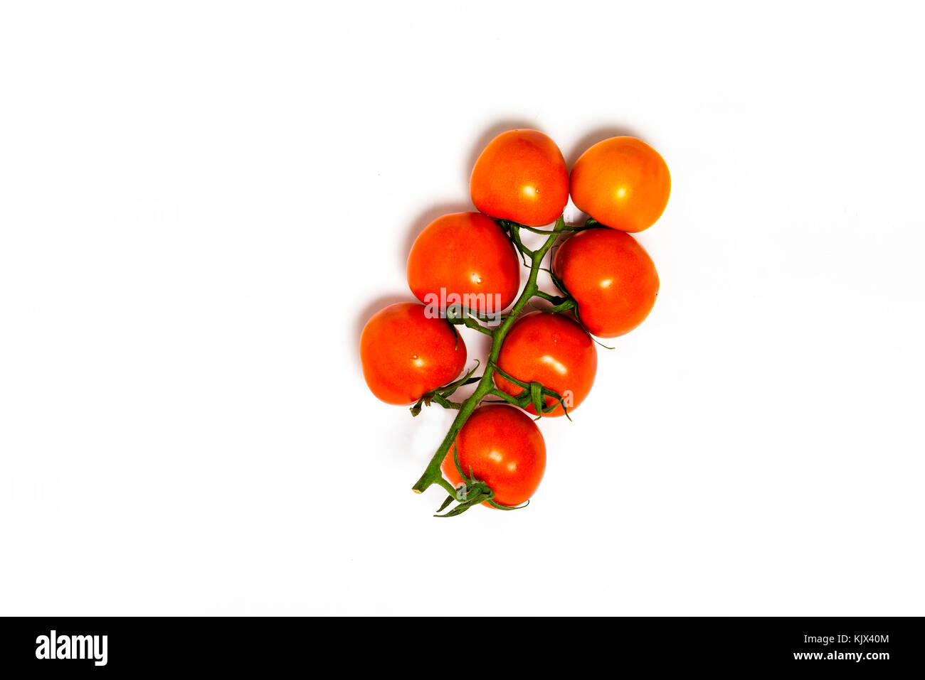 Verdure. pomodori freschi. verdure colorate sullo sfondo. vegetale sano studio foto. assortimento di verdure fresche da vicino. Foto Stock