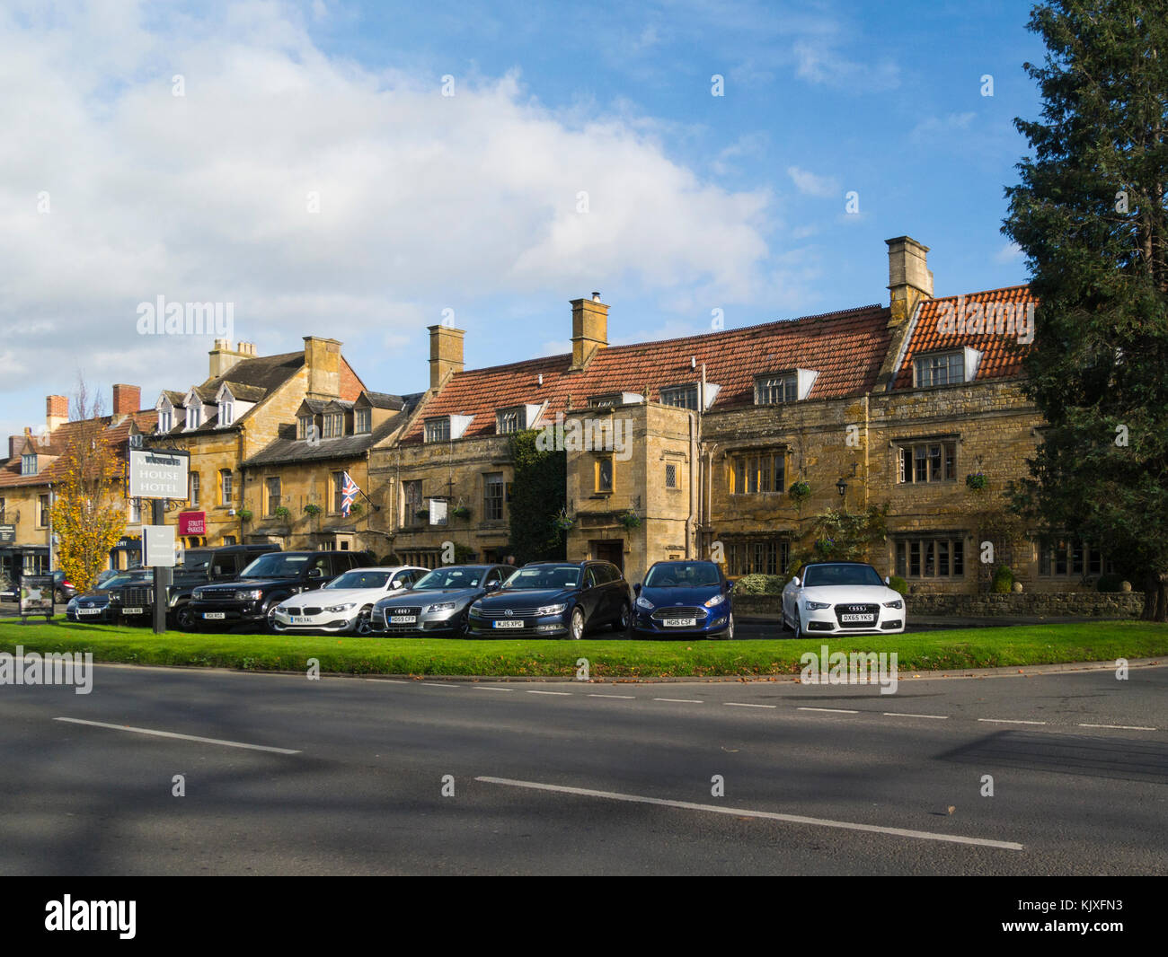 Manor House Hotel High Street Moreton-in-Marsh Gloucestershire England Regno Unito Foto Stock