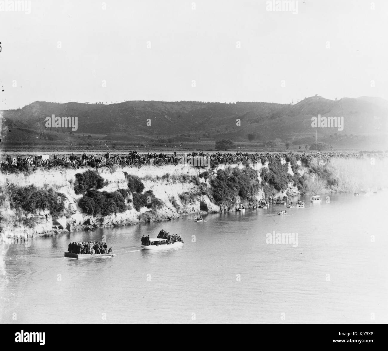 Webb vs Arnst sculling gara, Whanganui River 03 Foto Stock