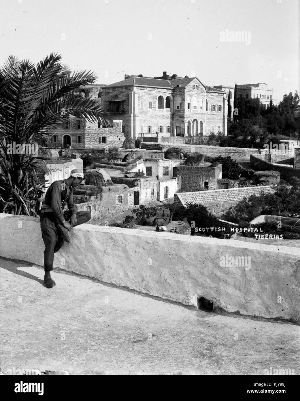 Gli scozzesi missione Hospital, Tiberias (Torrance). Scena dal portico del Doctor's House. 1934 1939 Foto Stock