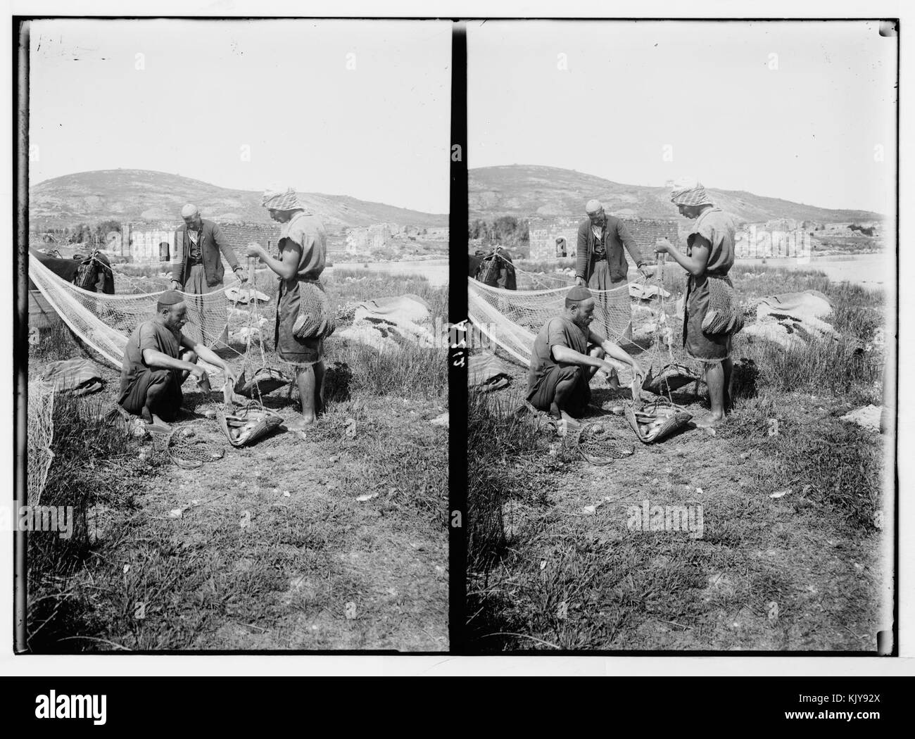 Viste del nord. La vendita del pesce di Tiberiade. matpc.05159. 1900 1920 Foto Stock