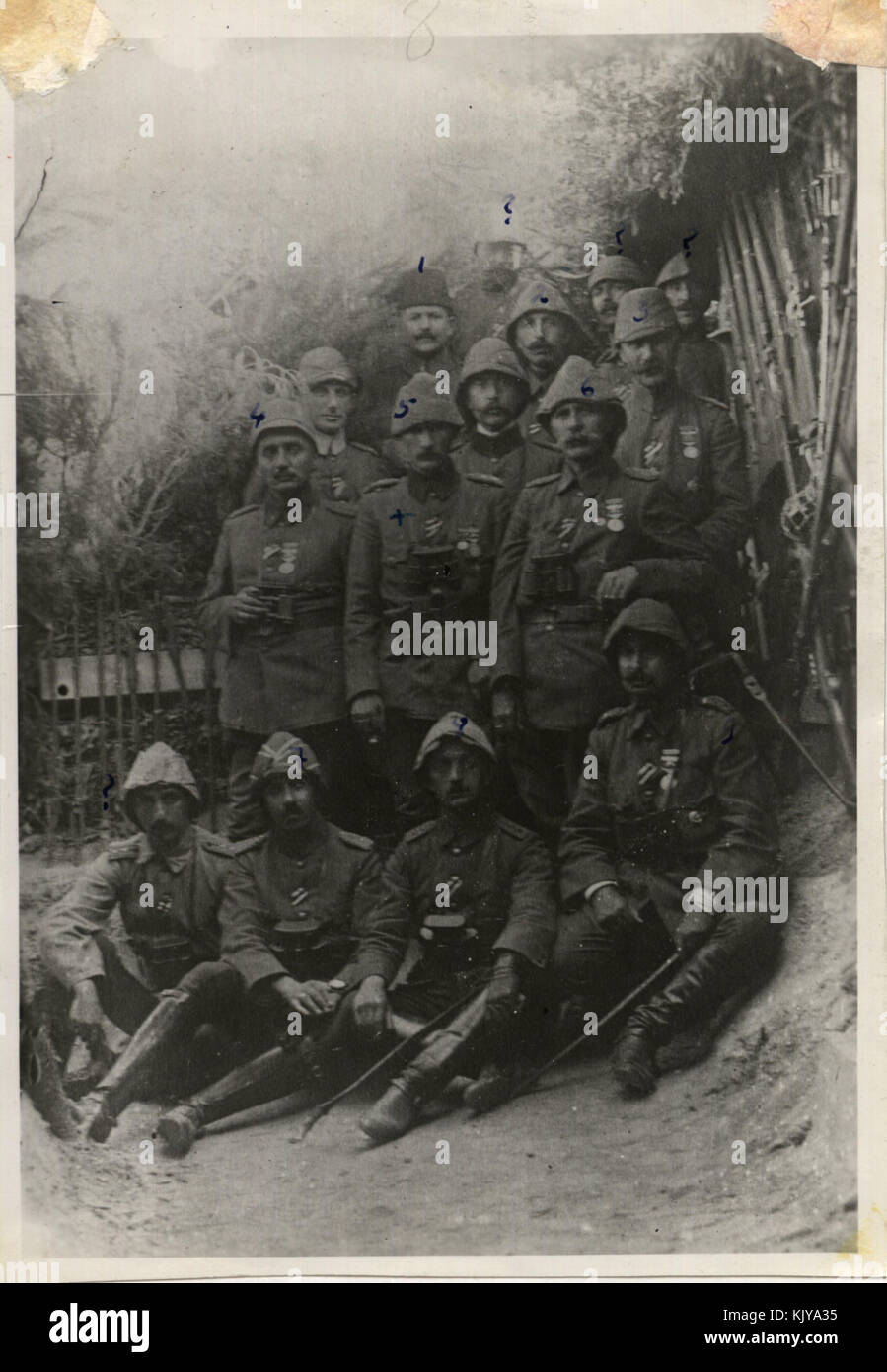 Esad Pascià e altri comandanti in Ariburun Foto Stock