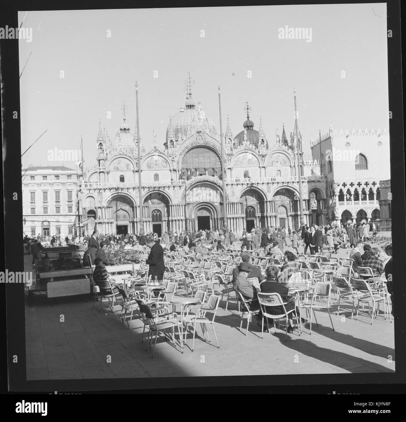 Venezia, Piazza San Marco con la chiesa di San Marco e il palazzo Ducale n. nb digifoto 20150123 00019 NB MIT 19878 AFR Foto Stock